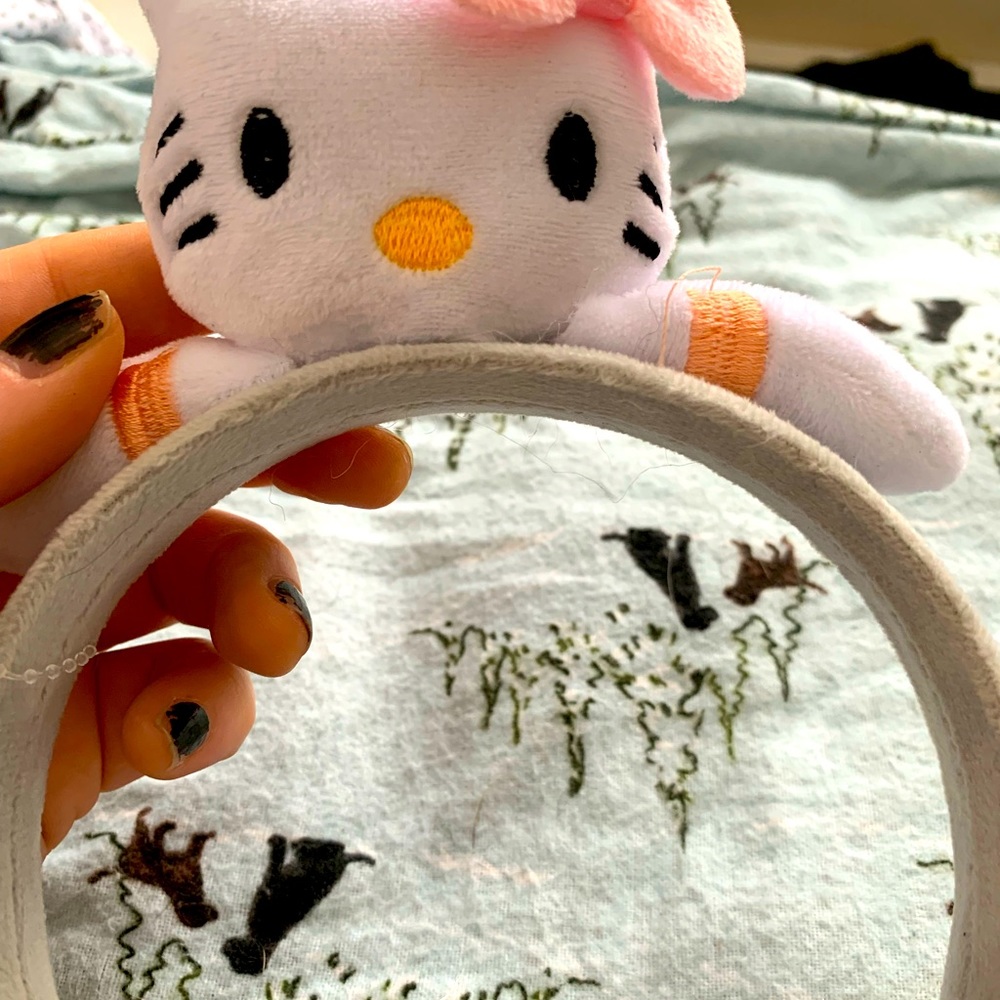 Sanrio Hello Kitty White Pink Women’s Headband New Nwot One Size Very Cute